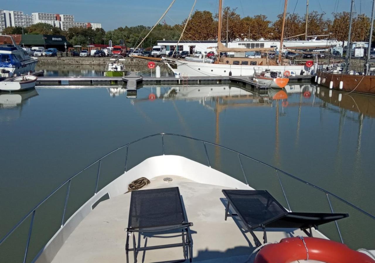 Hotel Le Bateau Ivre à Bordeaux Extérieur photo