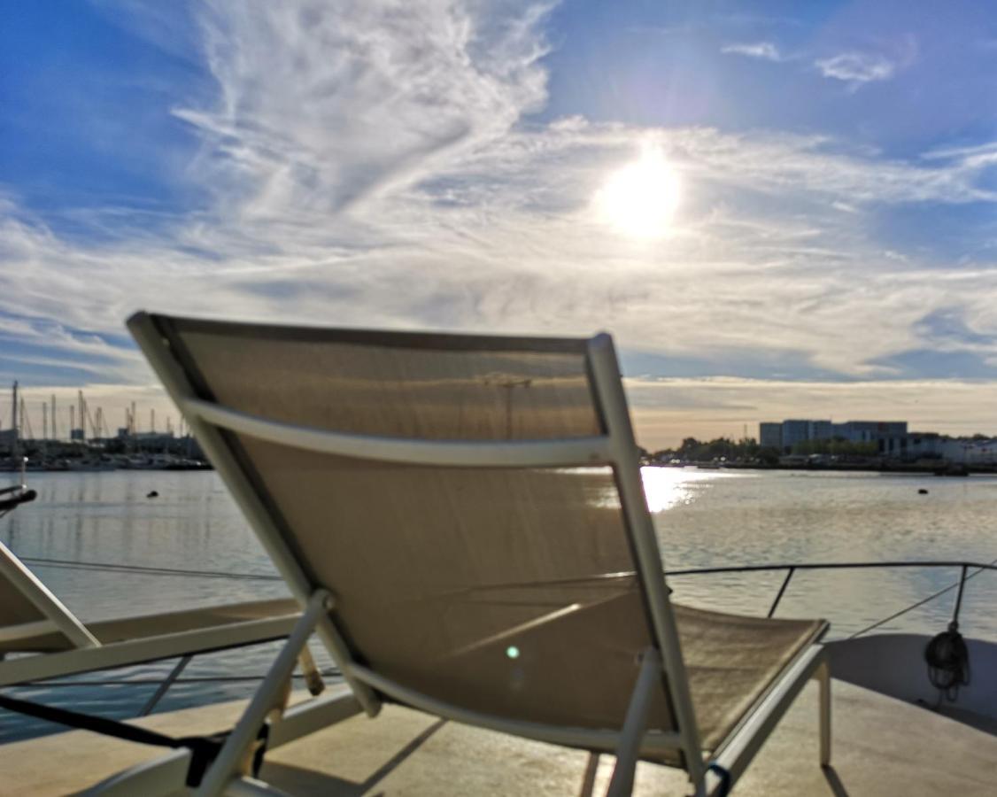 Hotel Le Bateau Ivre à Bordeaux Extérieur photo